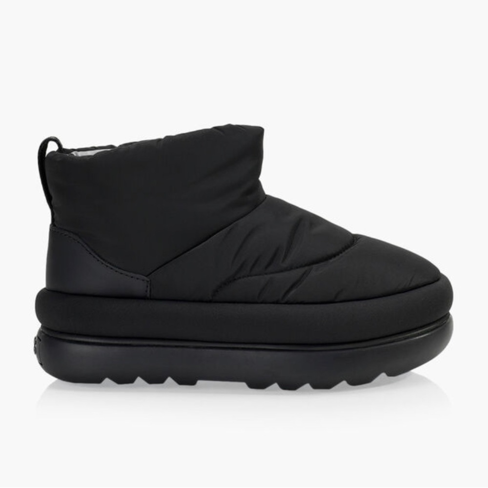 Ugh puff mini boot size 6